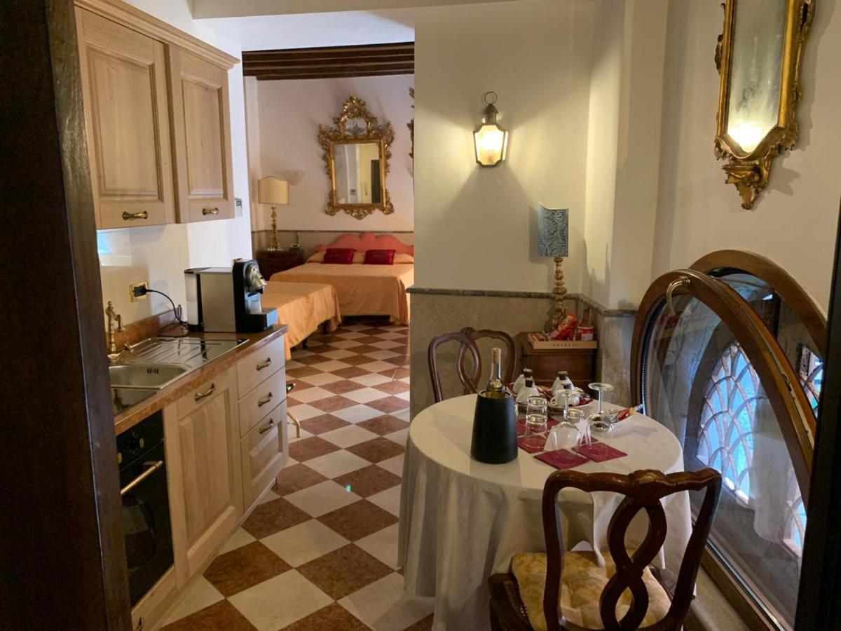Luxury In San Marco With Canal View Apartamento